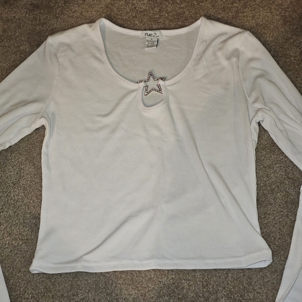 Rue21 Star Embellished White Long Sleeve Tee